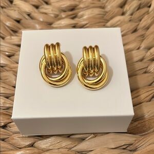 Heaven Mayhem Mini Knot earrings